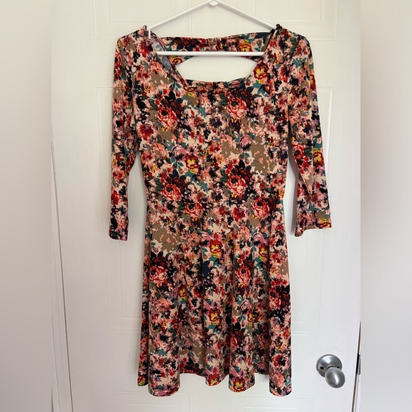 Xhilaration Floral Fit n’ Flare Dress - Picture 2 of 3